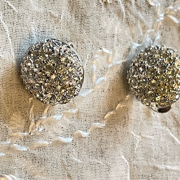 Elegant Gold-toned and Silver-toned Women's Clip Earrings Set. - Picture 6 of 8